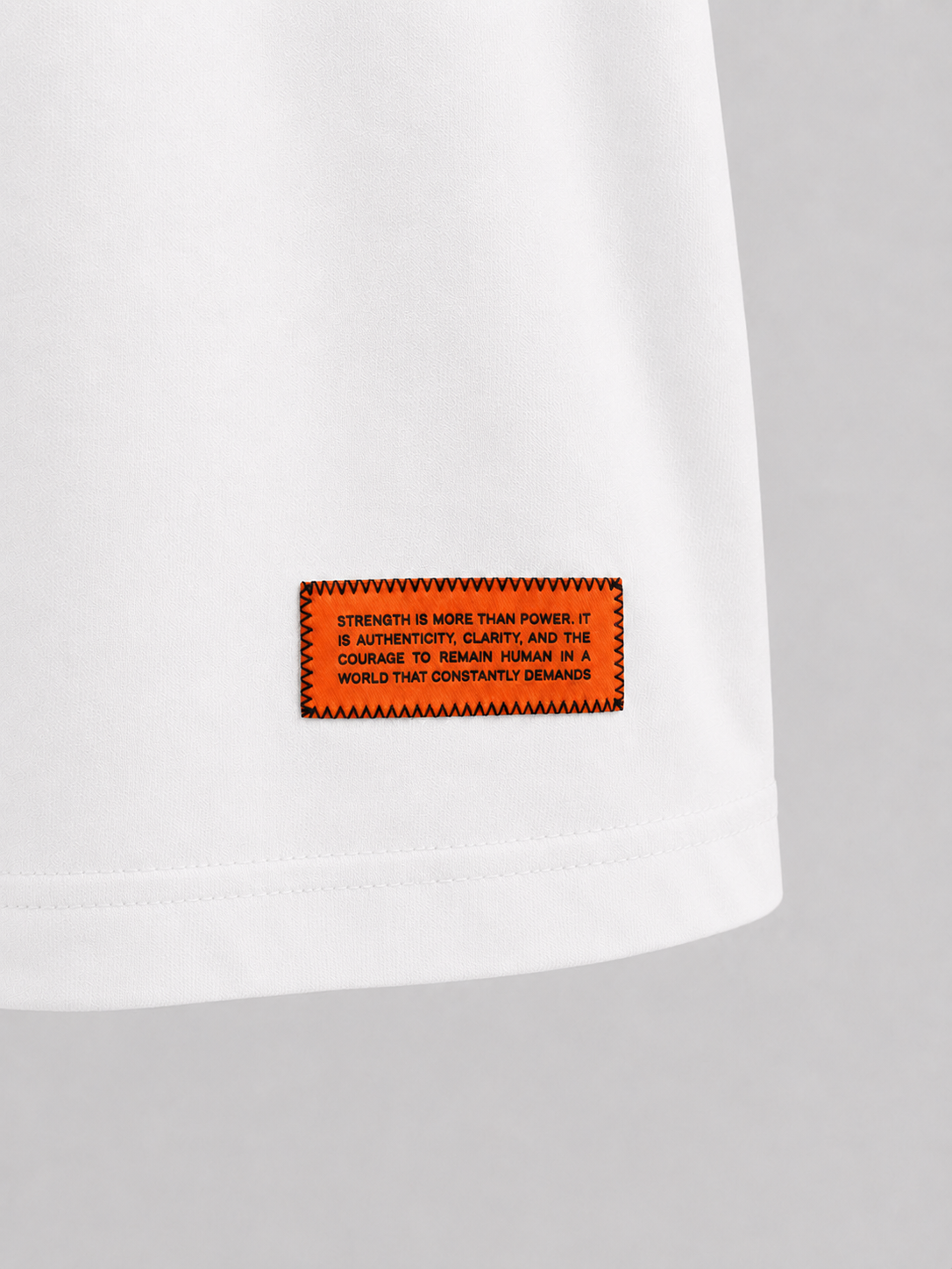 SUPER HUMAN TEE