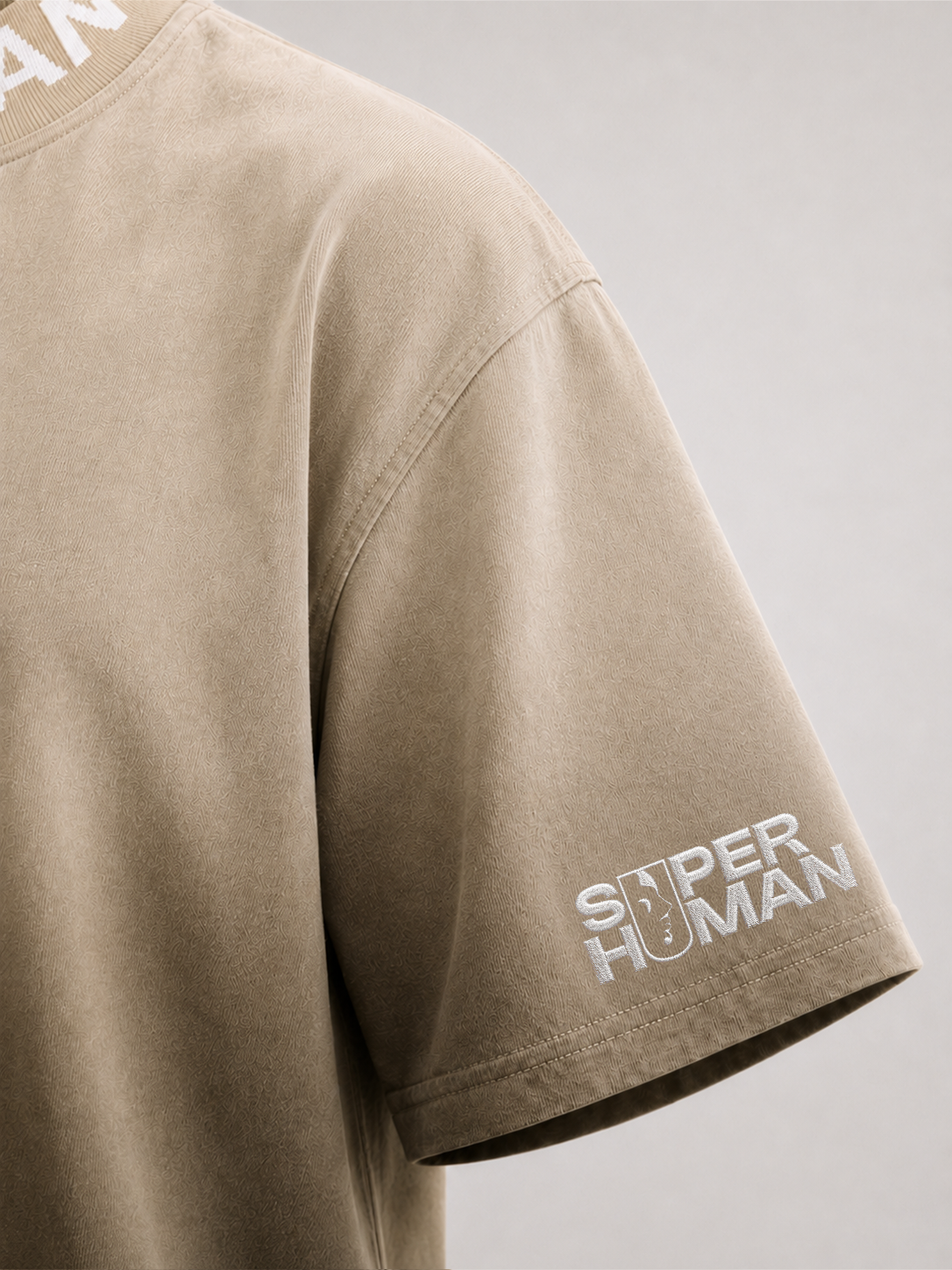 SUPER HUMAN TEE