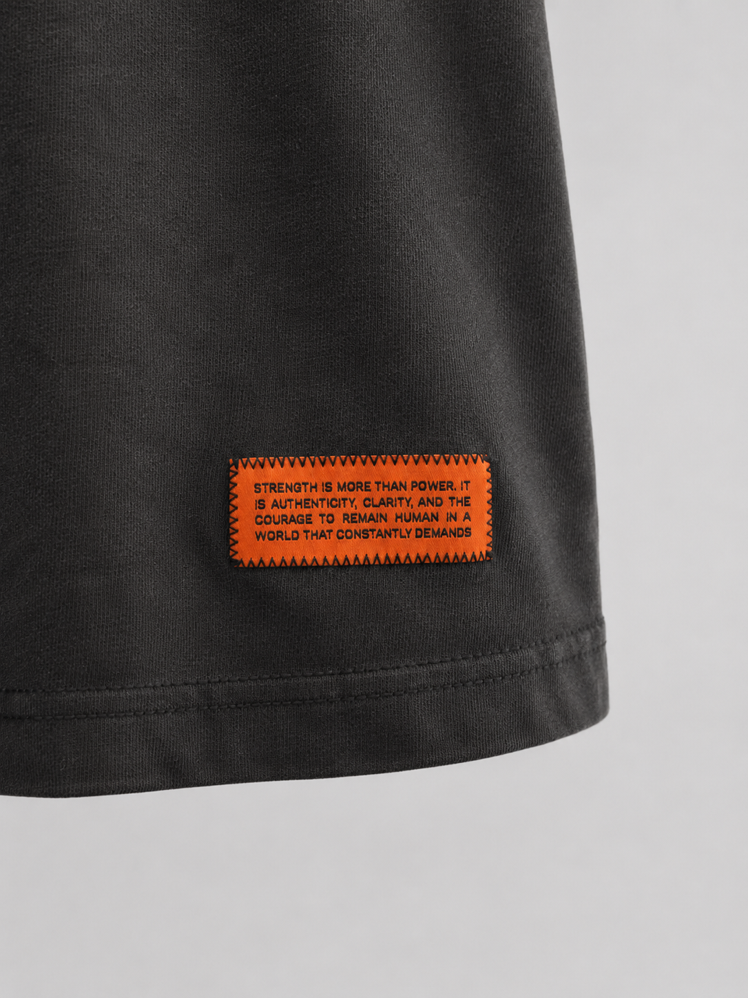 SUPER HUMAN TEE